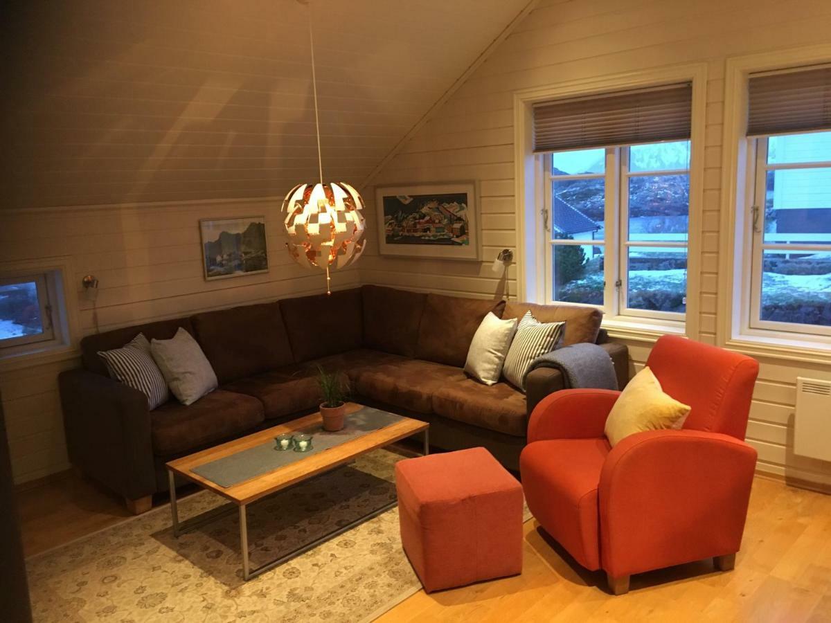 Svinoya, Hyggelig Leilighet Svolvær Exterior foto