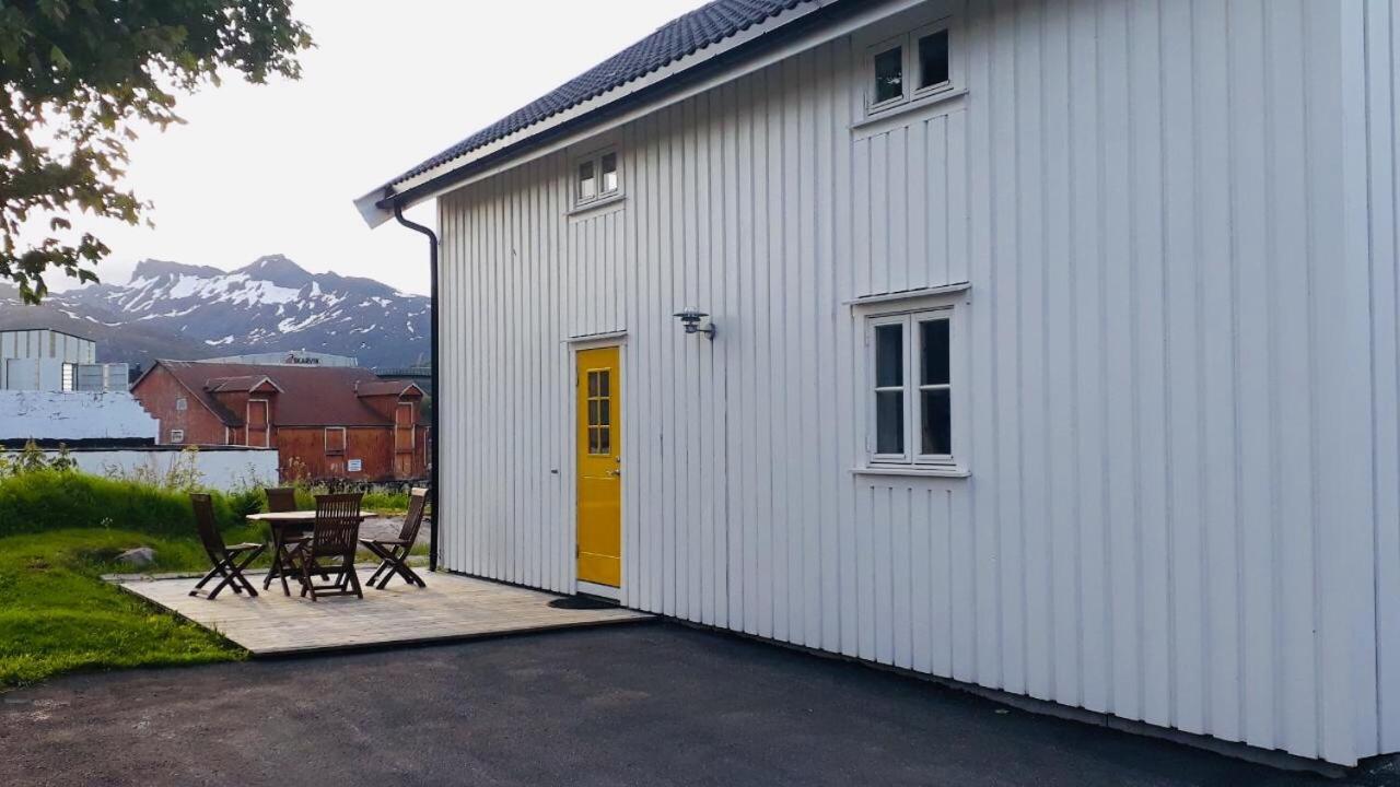 Svinoya, Hyggelig Leilighet Svolvær Exterior foto
